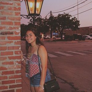 Meet your Posher, Marissa
